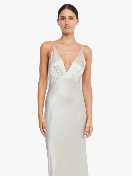Bec & Bridge Dresses & Skirts - Bec+Bridge Moon Dance V Maxi dress